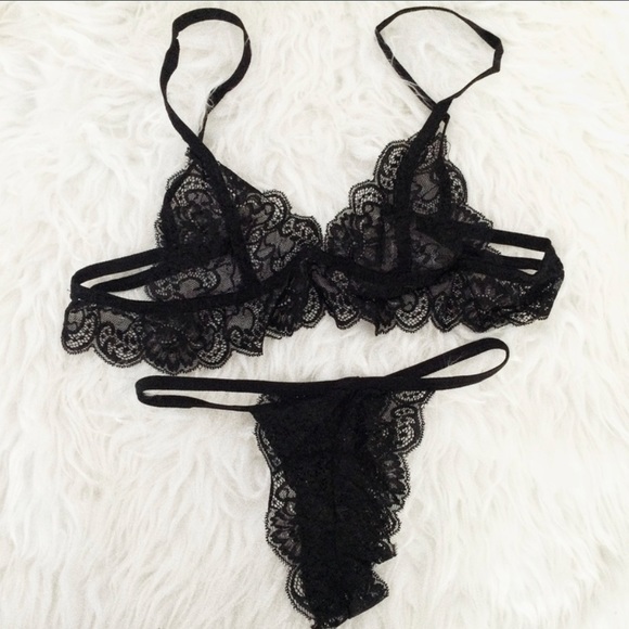 Other - HP💕📦LAST ONE📦Lace Unpadded Triangle Bra Set